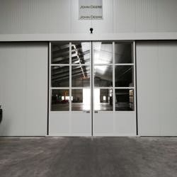 Dubbel-vleugelige schuifdeuren: een mooi alternatief!