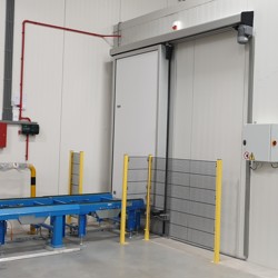 High Speed Freezer Doors: sluisfunctie voor optimaal rendement voor een koel of vrieshuis